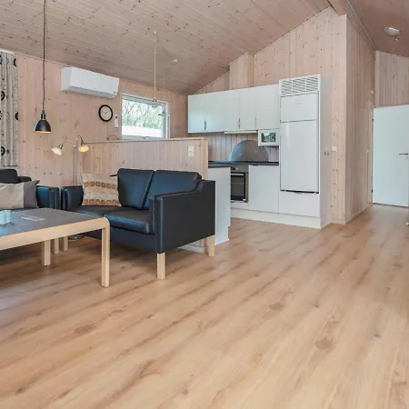 Holiday home 10 Person In B Rkop